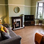 Spacious Family Home Minutes From The Beach