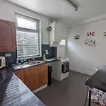 Moon Holiday Townhouse Free Parkingprivate Garden