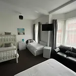 Aindale Guest House
