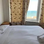 Jini Hotel