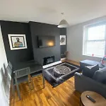 Luxevibe Apartment