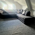 Deluxe Apartments On Mersey One