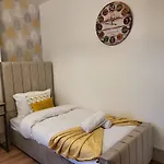 Country Style Modern Self Catering 3 Bedroom Bungalow In Blackpool