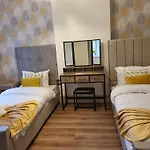Country Style Modern Self Catering 3 Bedroom Bungalow In Blackpool