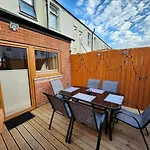 Immaculate 2-Bed House In Blackpool