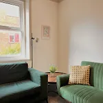 Apartment 3