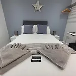 Reads Court Holiday Apartments - Blackpool Resort Collection
