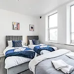 Sea View Apartment One - Uk36846