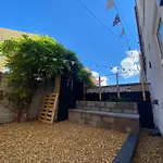 Blackpool - 4 Beds - Sleeps 10 - Pet Friendly