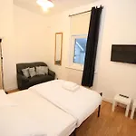 Barton Seaview, Self Catering Studio Apartments, Promenade & Central Beach Location, Families, Couples Or 23 Years Plus Only, Free Parking