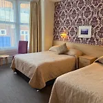 Adelaide House Hotel - Opposite Winter Gardens, Town Centre