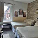 Glendor Hotel