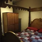 Angelee Hotel
