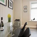 Blackbird Luxury Apartments Room 2