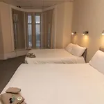 Starlux Hotel