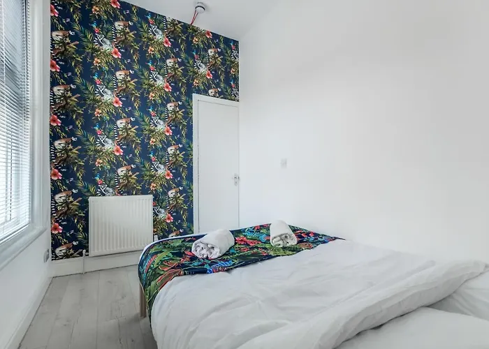 Albert Suites By Sasco Apartments