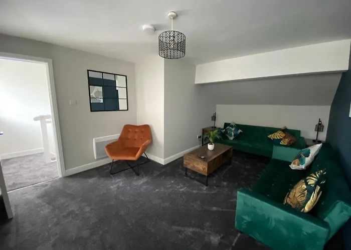 Stylish 2 Bed Apartment Sea Front Location Suite 3
