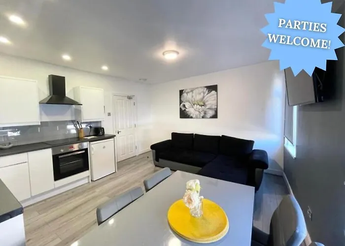 The Central Suite Sasco Apartments
