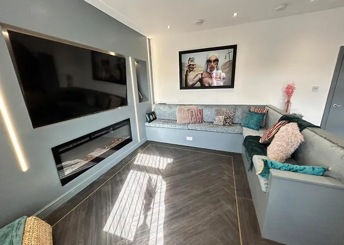 Olivia Rose Suite By Sasco Apartments