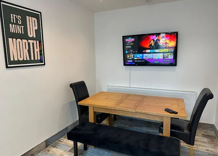 Queens Apartment 1