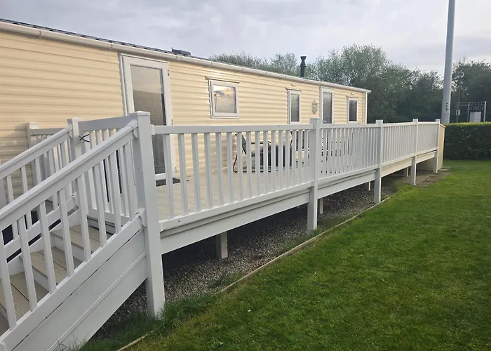 12A Mill View 4 Bed Static Caravan Marton Mere