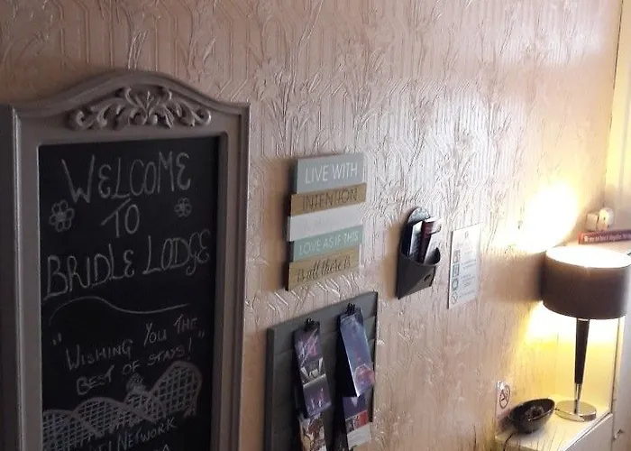 Bridle Lodge Apartments