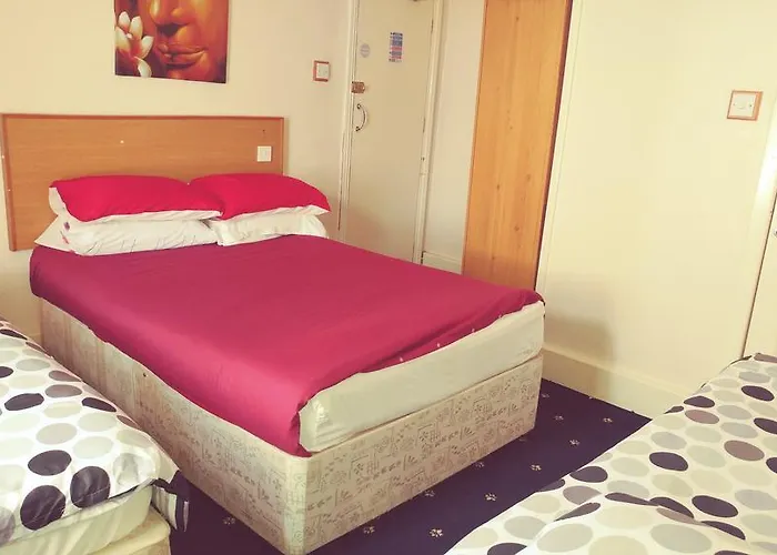 The Woodley Hotel
