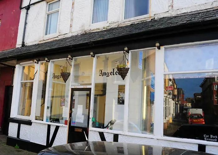 Angelee Hotel