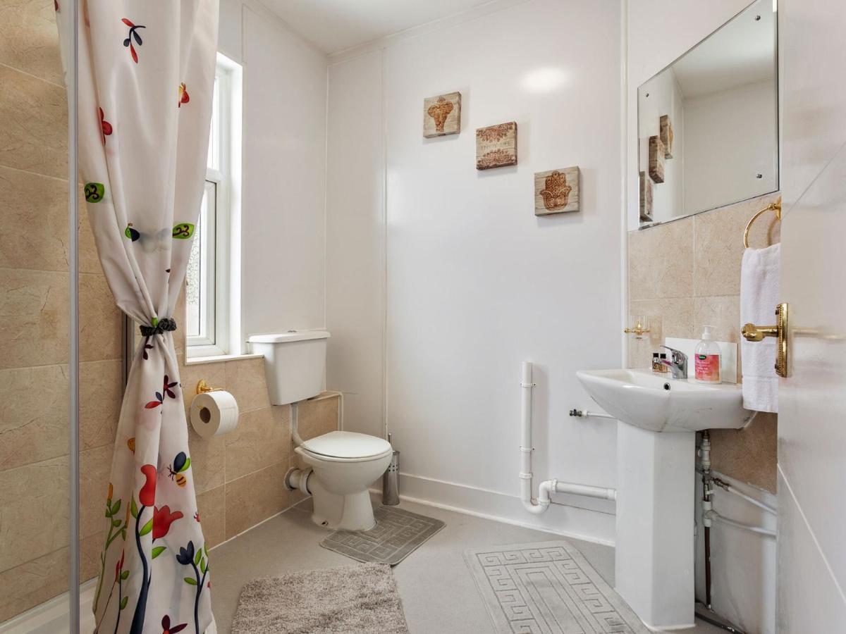 Apartment Comfortable In Near Sea Blackpool