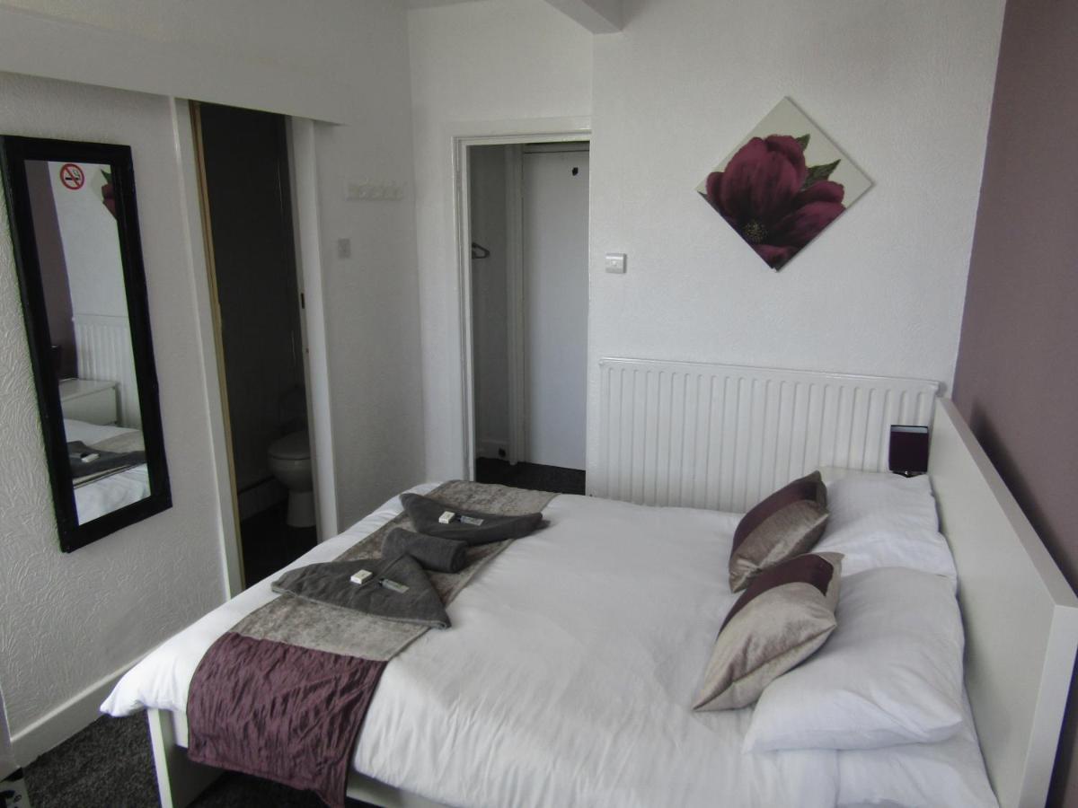 Alderley Hotel