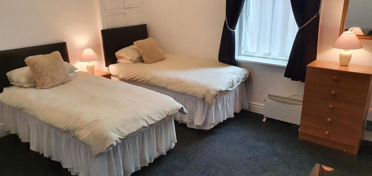 Norwyn Court Apartment *