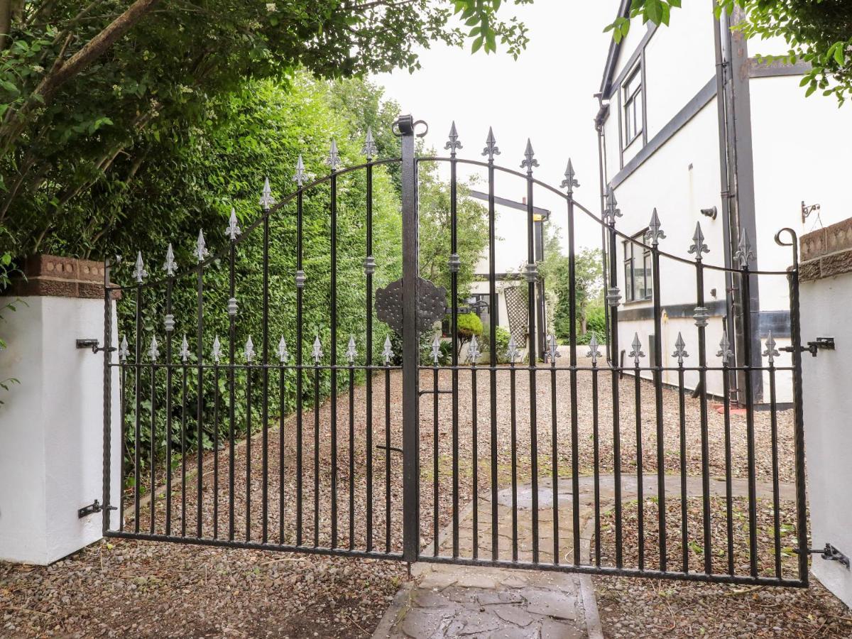 Mayfield Holiday home *