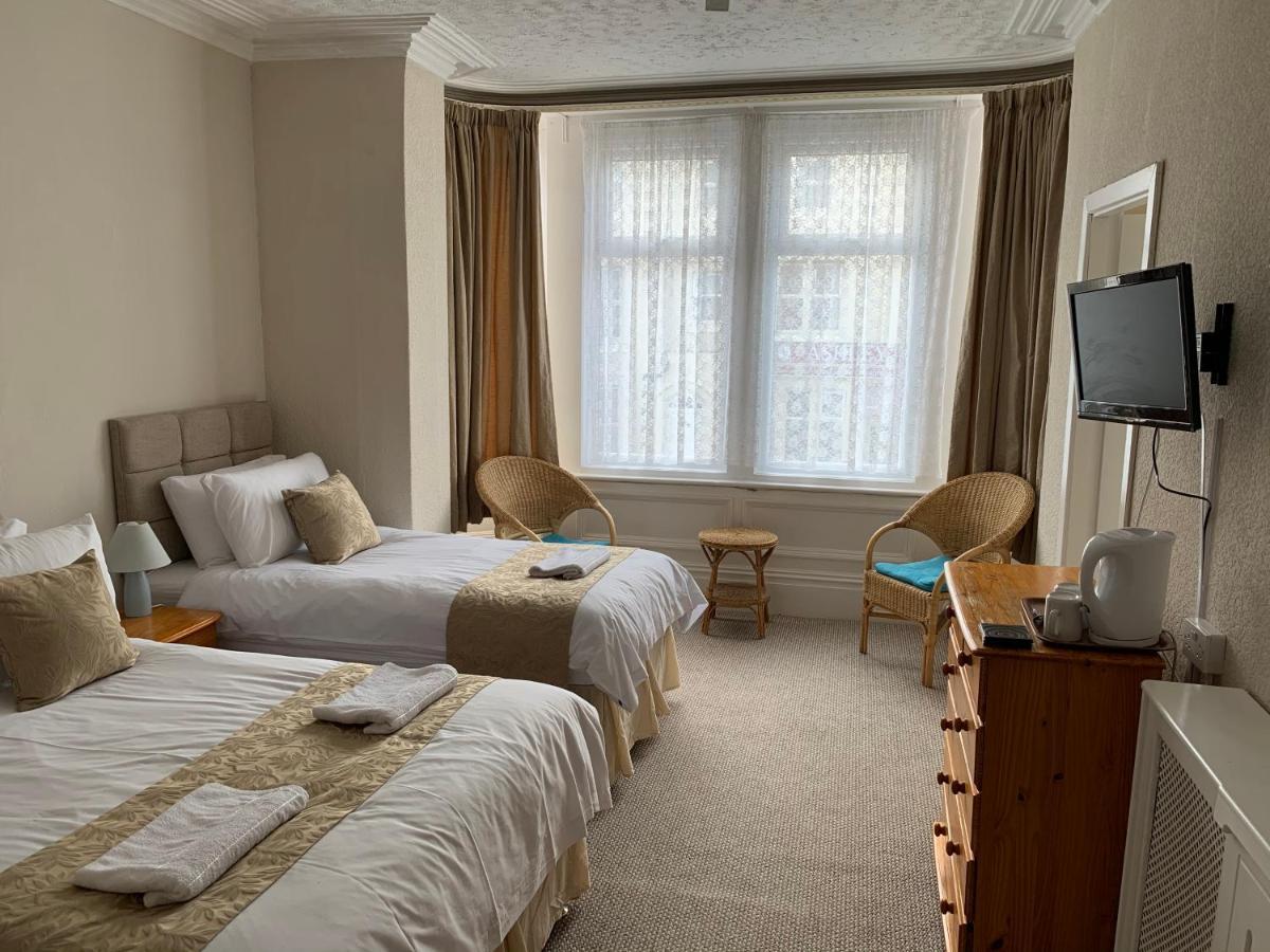 Sharn Bek Hotel 2*