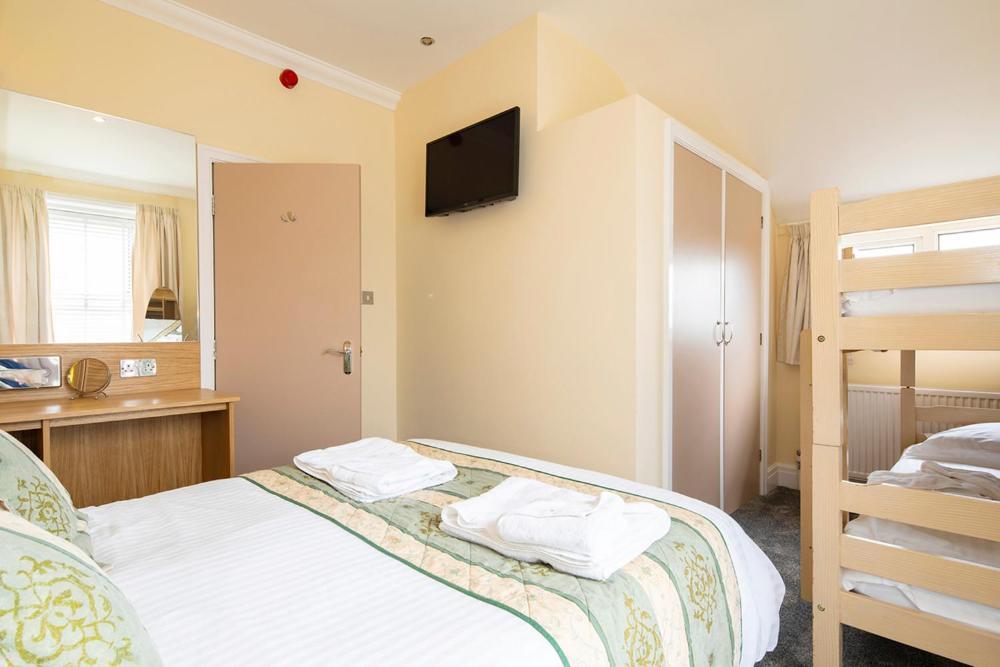 Burbage Holiday 6 Apartment *
