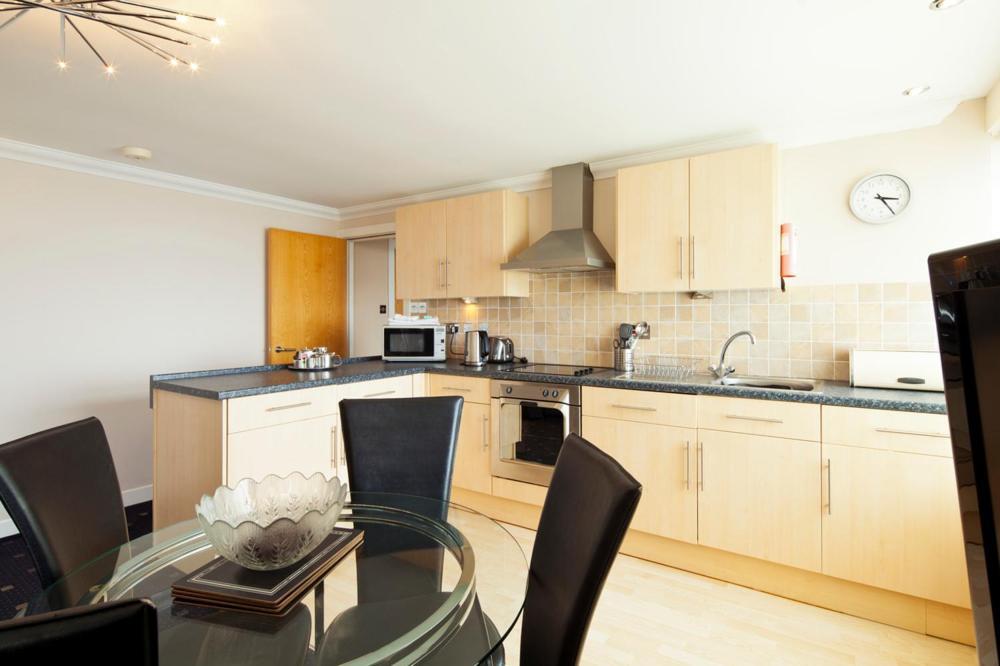 Queens Mansions Penny Stone Self Catering Luxury Apartment Blackpool