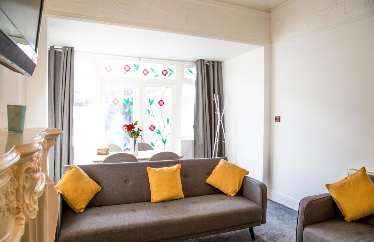Rock Salt Apartment