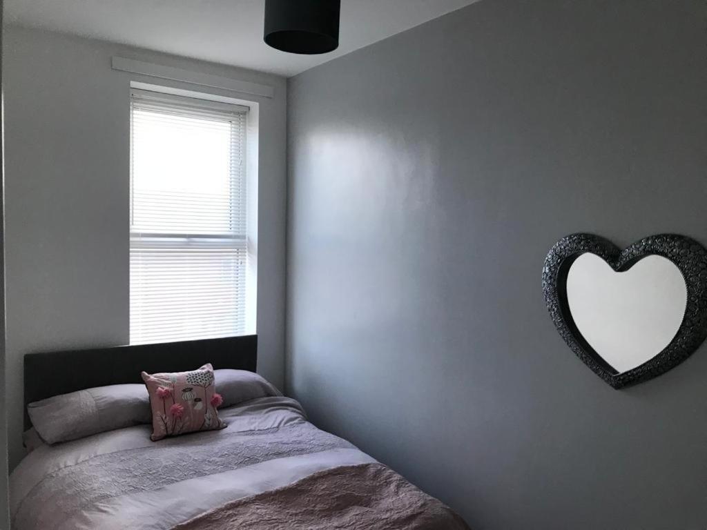 My Perfect Place & -some With Hot Tub- Free Parking Blackpool
