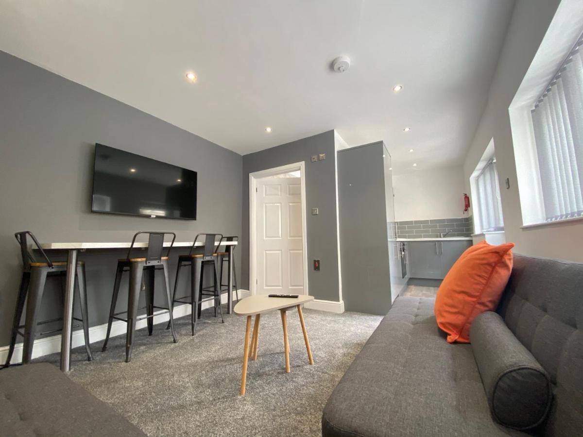 Kensington Sasco Apartment Blackpool