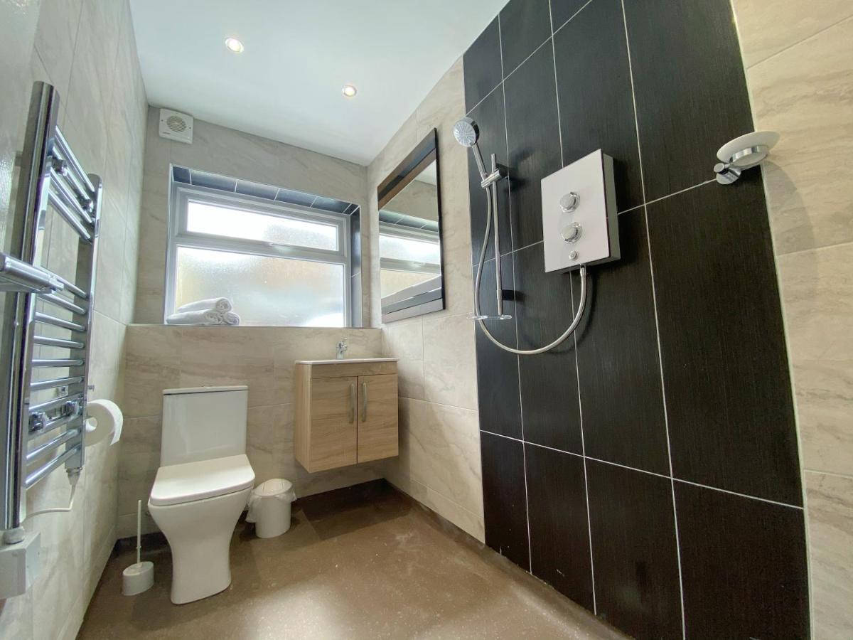 Kensington Sasco Apartment