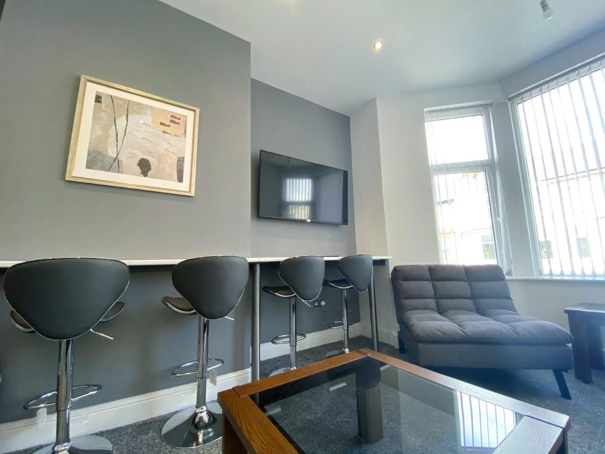 Mayfair - 3x Bathrooms Close To Seafront Apartment