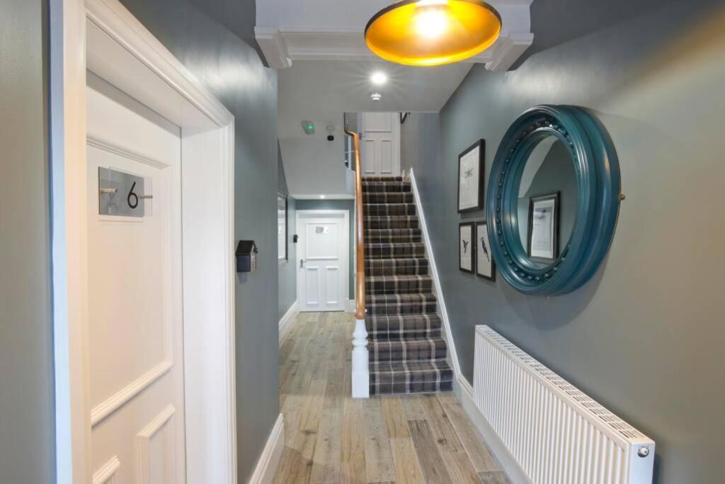 Blackbird Luxury 2 Bed 7 Apartment Blackpool