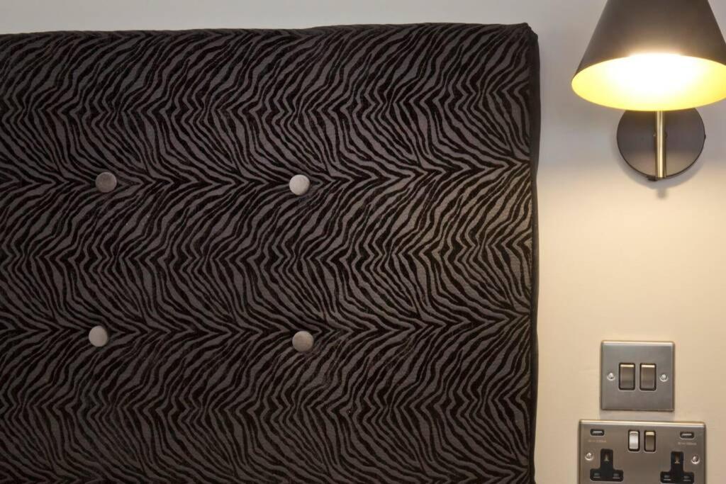 Blackbird Luxury 2 Bed 7 Apartment *