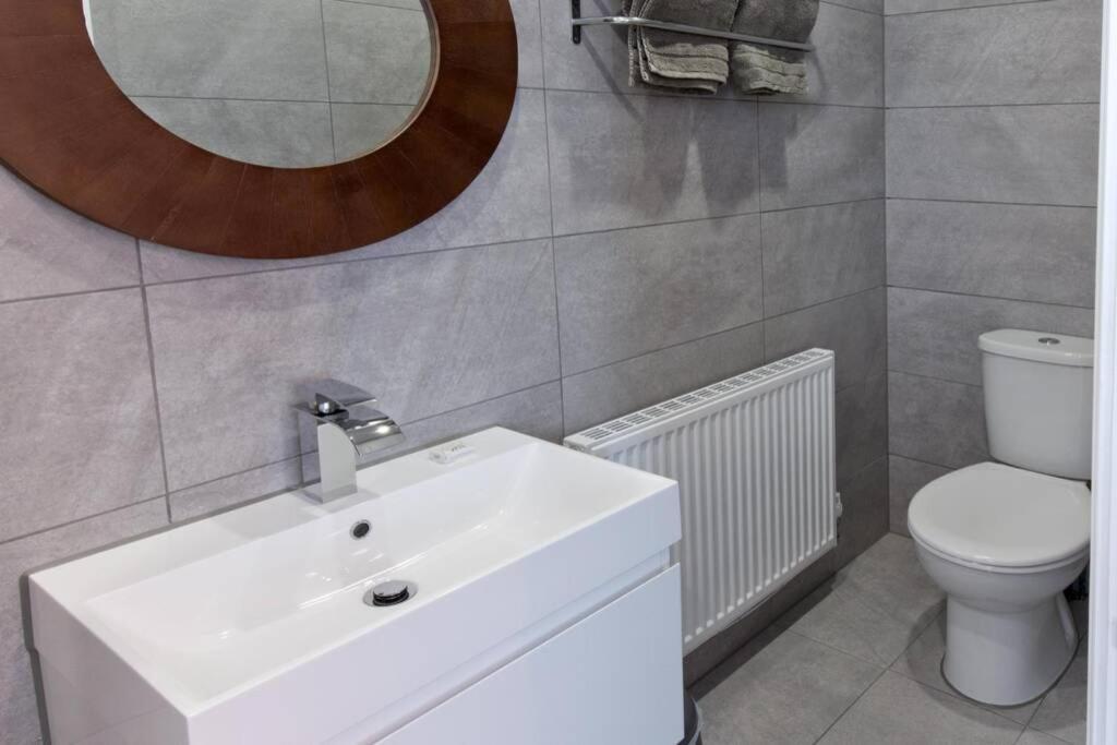 Blackbird Luxury 2 Bed 7 * Blackpool