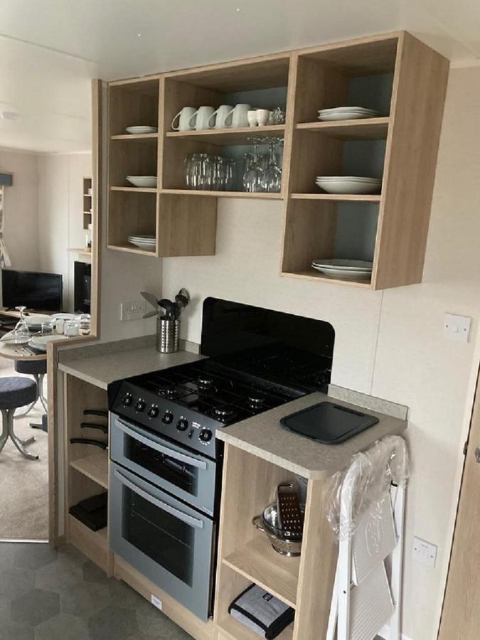 Campsite Static Caravan Marton Mere *