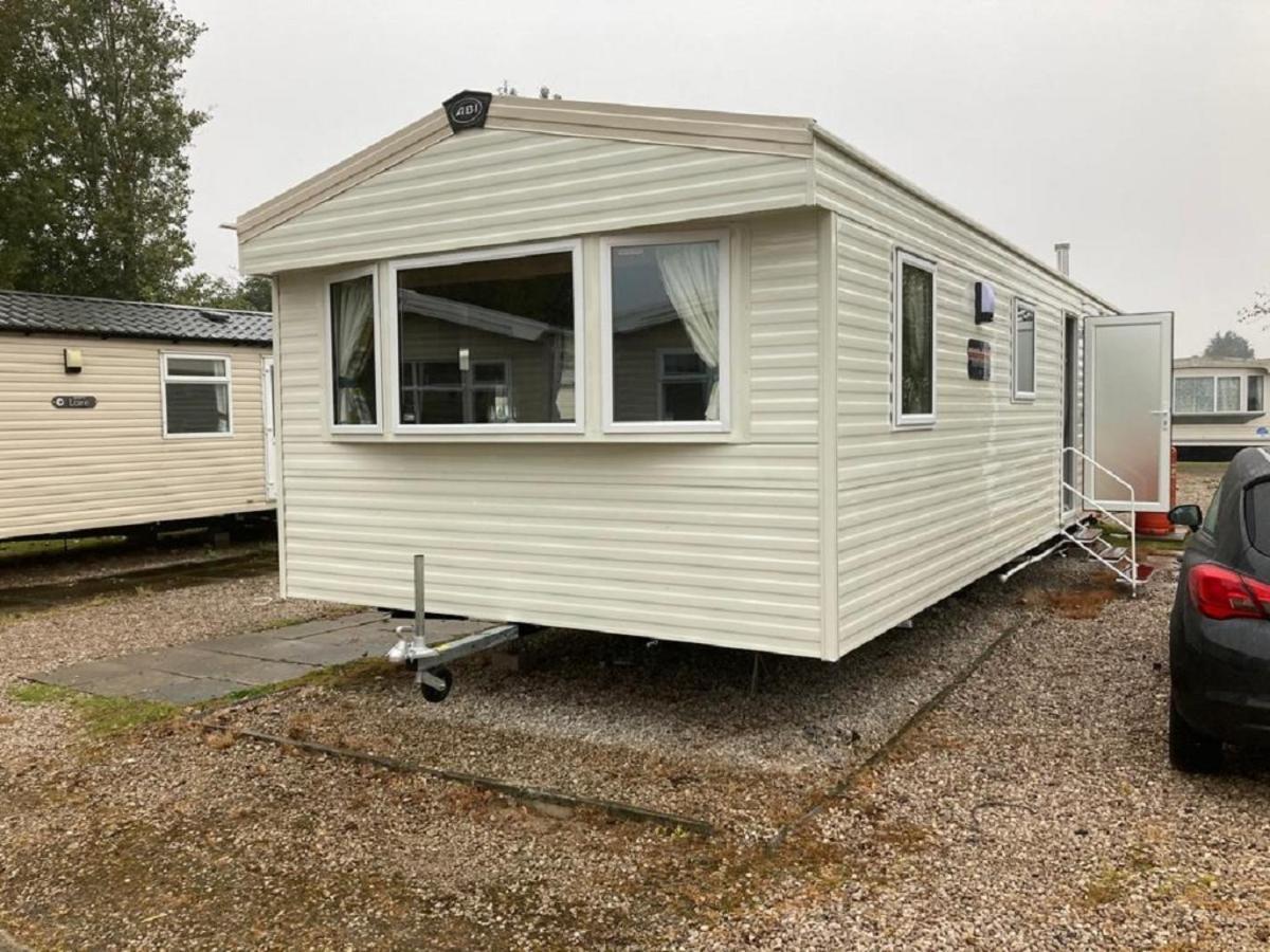 Campsite Static Caravan Marton Mere