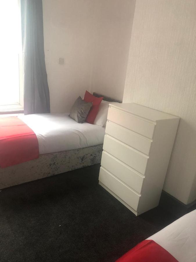 Guest house Kirubash Pier Blackpool