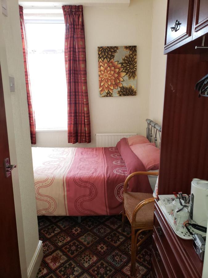 Fernlea Hotel