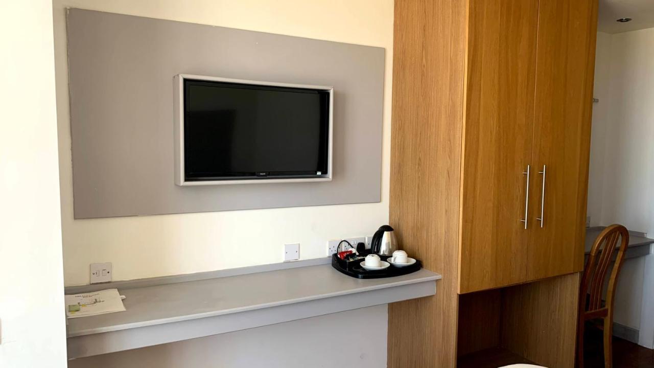 Skye Oceans Bed & Breakfast Blackpool