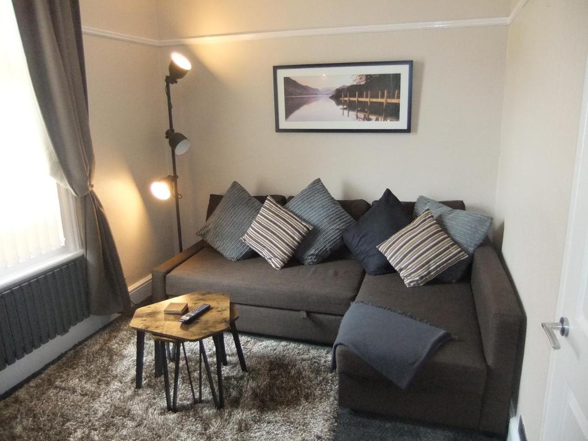 Apartment Dewsbury House *