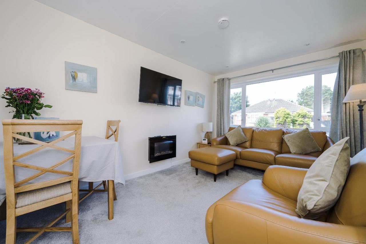 Holiday home Buttercup Bungalow In